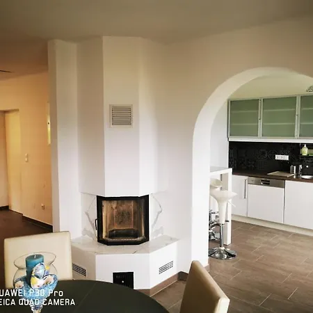 Panoramablick Exklusiv Apartment Villach Exterior photo